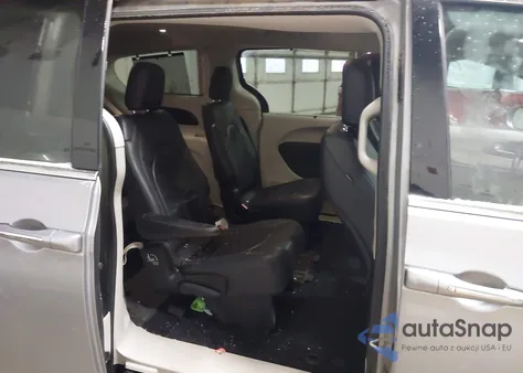 2017 Chrysler Pacifica Touring-L из США, поврежденный, VIN 2C4RC1BG4HR811476